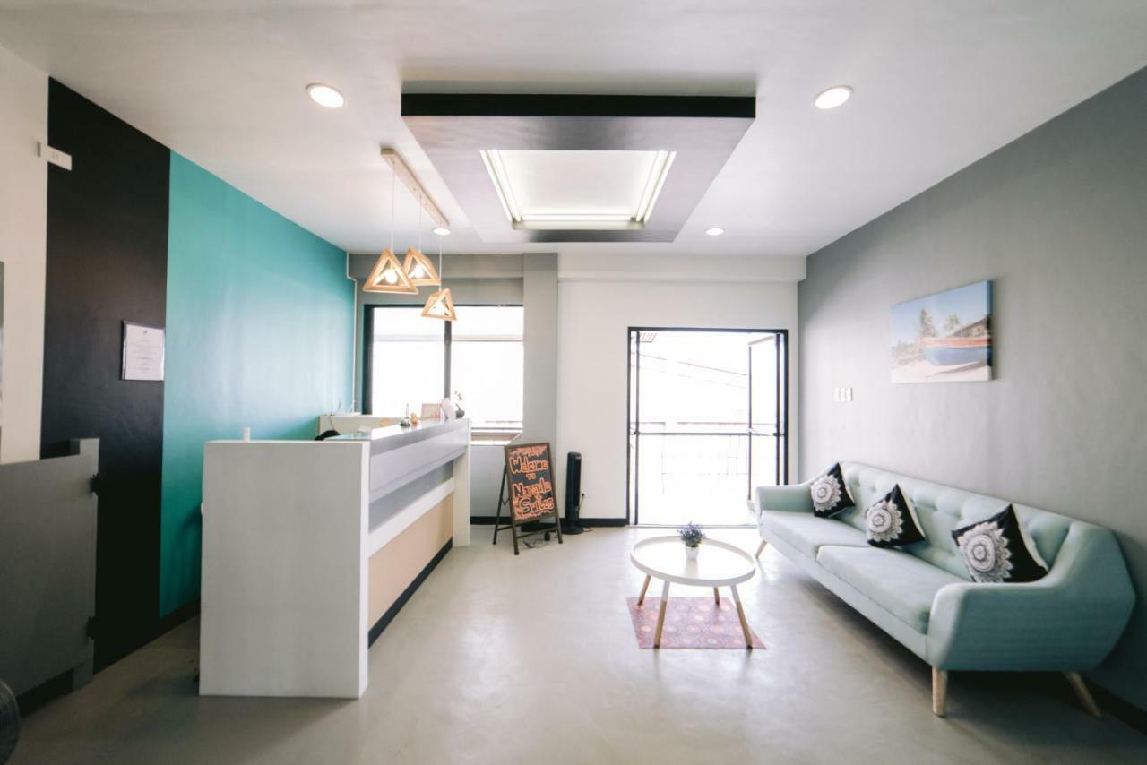 Napsule Suites Davao City Exteriör bild